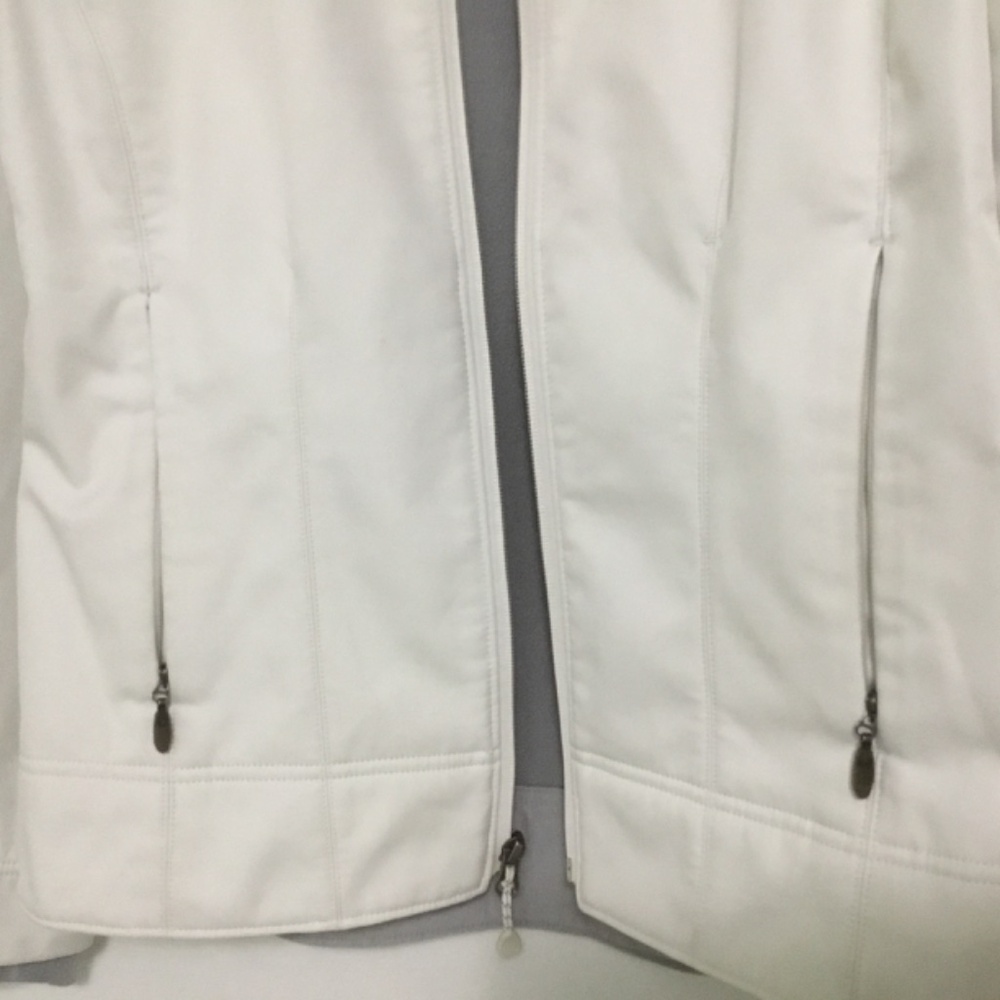 Mountain Hardware Fleeced Lined White Softshell J… - image 4